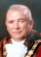 Picture of Cyng. K.D. Rees. Mayor of Llanelli 2001 - 02 